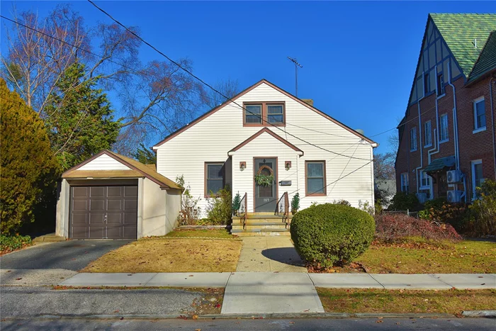 Location, Location, Location! Don&rsquo;t miss this opportunity to own a sun-filled cape located in the Fleetwood section of Mount Vernon. Hardwood floors throughout. Commuter friendly, short walk to the Fleetwood Metro North Station. Conveniently located to all major parkways, shopping, restaurants and more. Spacious deck and yard are perfect for outdoor entertaining. LOW TAXES!