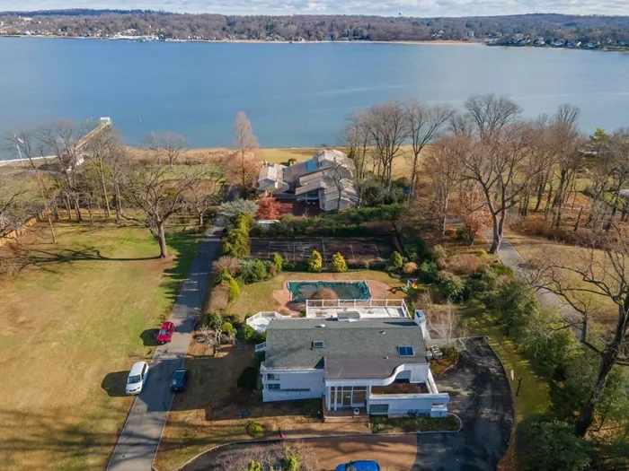 Build your dream home on this 1.16-acre lot in the prestigious Village of Kings Point. This prime property offers stunning water views and is located on a quiet cul-de-sac, providing privacy and tranquility. A rare opportunity to create a custom luxury estate in one of the most sought-after neighborhoods, close to top-rated schools, transportation, and local amenities.