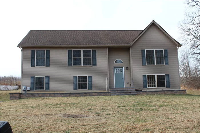 Move in ready home sits on over 3 acres with a scenic view of the Apple Farm Valley Orchards. Home is located at the end of a cul de sac in the Rockingham Ridge neighborhood. This home features 3 bedrooms, including a primary bedroom with primary bathroom, 3 total bathrooms and a bonus den in the basement. The home offers a eat in kitchen, stainless steel appliances and hardwood floors. Short drive to major highways, shopping, restaurants, parks, apple orchards and vineyards.