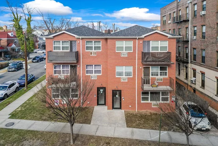 9-Year New Legal 5-Family brick building in very convenient neighborhood and newly emerging business district of Flushing. R5B zone. Close to public transportation (bus #13, #28 and QM3), LIRR Broadway station and Northern Blvd, with bustling shops, restaurants and supermarkets. 5 private parking spaces with private driveway. High ceiling basement with separate entrance and washer plus dryer.  Front and rear balconies on 2nd and 3rd floors. Great Investments.