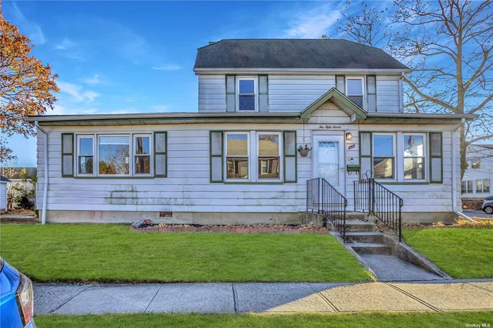 This lovely renovated home is located in the village of Williston Park. A sunny home with 3 bedrooms and 1.5 bathrooms. Primary bedroom on first floor with new half bath. New kitchen and large formal dining room. Walk-up attic for storage. One car detached garage. Close to parks, shopping, parkway, and LIRR.