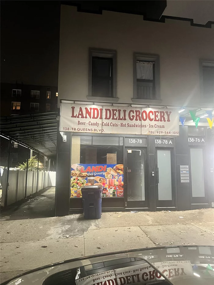 Located in the beautiful area of Briarwood, this busy Queens Blvd location ensures a high volume of vehicle and foot traffic with a steady stream of clientele. Uses include: Grocery Store, Dining Restaurant, Auto Parts Store and many more uses for this Great Location.