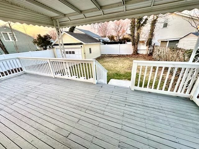 Deck