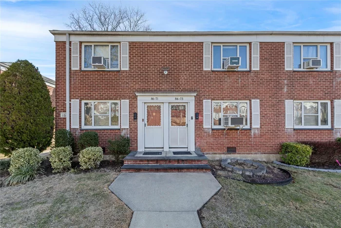 Fully Renovated Duplex Featuring Stainless Steel Appliances, Modern Bathroom, Hardwood Floors Throughout, 2 Spacious Bedrooms, Pull Down Attic Storage, 2 Entrances One To Backyard Patio, Situated In Pristine Courtyard, Development Security, Close To Shops and Transportation, Schools, Asks $372, 000