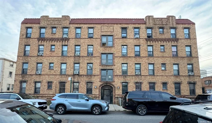 A well-maintained 20-family apartment building in Flushing, perfectly situated on a 45x100 lot with a matching building size, total living space 16020sqft. This four-story plus basement property is ideally located, Each floor has 5 apartments. offering convenience for tenants with close proximity to shops, restaurants, parks, and schools. Commuters will appreciate easy access to the Q25 and Q34 bus lines, This property combines a prime location with a strong potential for consistent rental income, making it an outstanding addition to any real estate portfolio., Additional information: Building Size:45x100