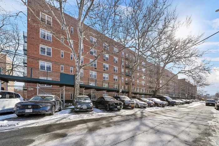 This sun-drenched Junior 4 apartment offers a spacious, well-organized living area that has been thoughtfully converted into a 2-bedroom setup, featuring a versatile second room ideal as a bedroom, office, or den. The updated kitchen boasts white shaker cabinets, built-in dishwasher, microwave, and granite countertops, while the beautifully maintained hardwood floors and updated bathroom enhance the apartmentâ€™s ready-to-move-in appeal. Abundant closet space adds extra convenience. The building offers a range of amenities including a live-in super, on-site laundry, private courtyard, community lounge, storage, parking, two gyms, and a variety of outdoor spaces for recreation. Conveniently located near Riverdale Ave shopping, local and Manhattan express buses, shuttle to Metro North, and just 8 blocks from the #1 train.