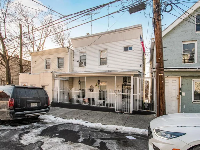 In the beautiful downtown section of Yonkers, this single family, semi-attached home is in great condition. As you enter through the front door you are warmly greeted in the spacious living room. There is a open kitchen/Dining area thatâ€™s perfect for family dinners. There are 3 bedrooms and 2 & 1/2 bathrooms. There is also a finished basement with additional lodging space and private entrance. There is a laundry room with washer and dryer. There is multiple closets and storage space. The backyard is great for family gatherings. The roof, gas boiler and hot water tank is in excellent condition. Minutes away from the Yonkers Court House, walking distance to the Yonkers Ave, Metro North Station. One block away from Saint Joseph Hospital. This house is a Must See!!!