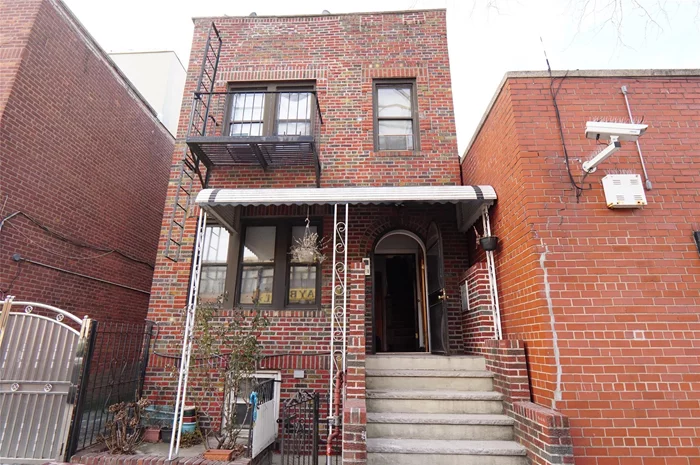 Woodside a very convenient location within walking distance to 7 Train at 61 Street Station, Tenant only pay electric bill, Per landlord request that tenant must have 725 above credit score and proof of the income, No smoking no pet allowed.