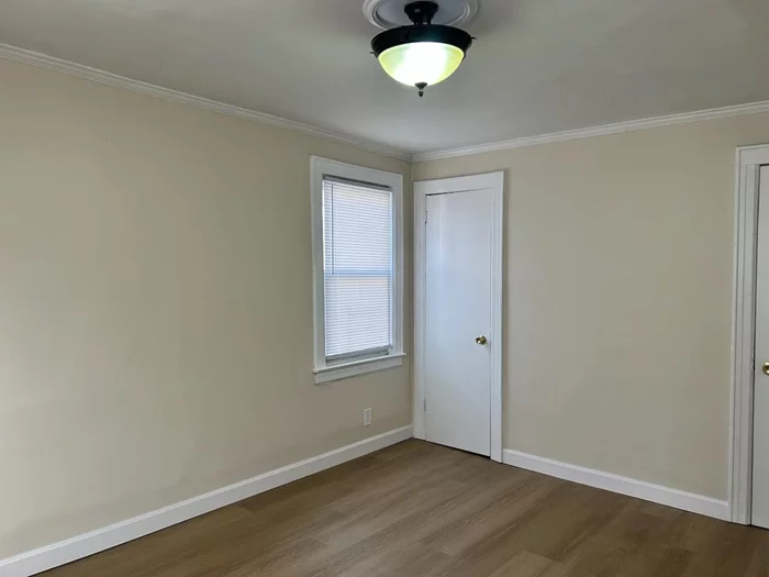 Freshly Painted 1 Bedroom Apartment Large Enough for Queen Sized Bedroom Set. Living Room . EIK. Full Bathroom. Street Parking. Utilities include: Water, Electric and Heating. Close Parkway, Shopping, and Public Transportation. Tenant Pays Cable