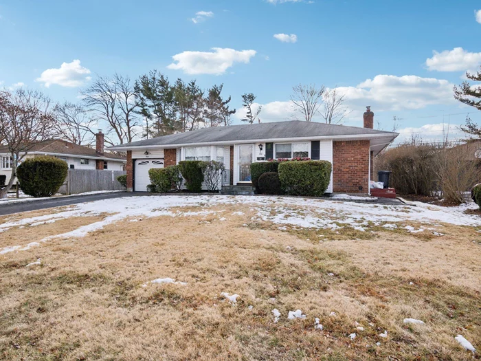 Wonderful opportunity to live in Commack, this home is ready you to out your own stamp on it. Charming 3 bedrooms 1 bathroom Ranch, close to shopping school highway and post office.DONT MISS OUT ON THIS GEM House is sold AS IS.