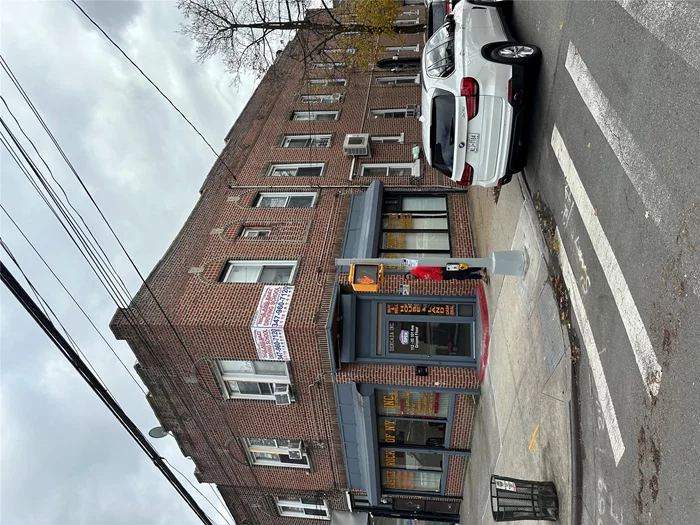 Legal 5 Apartments month to month tenants no Lease. Commercial Store just rented.