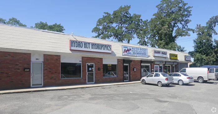 Storefront For Rent. Busy Mall On Horseblock Rd. Medford. 1, 500 Sq Ft $3000 Per Month. Fully Carpeted, Painted, Move In Ready, Retail Space With 2 Private Offices. Roll Gate In Rear. Town Of Brookhaven, Retail or Office Use. Parking Lot with Ample Parking. Retail & Industrial Area. Perfect For Smoke Shop Or Dispensary. Available For Immediate Occupancy. Tenant Pays Rent, Security Deposit & Brokers Fee. Credit Report & Income Verification Required.