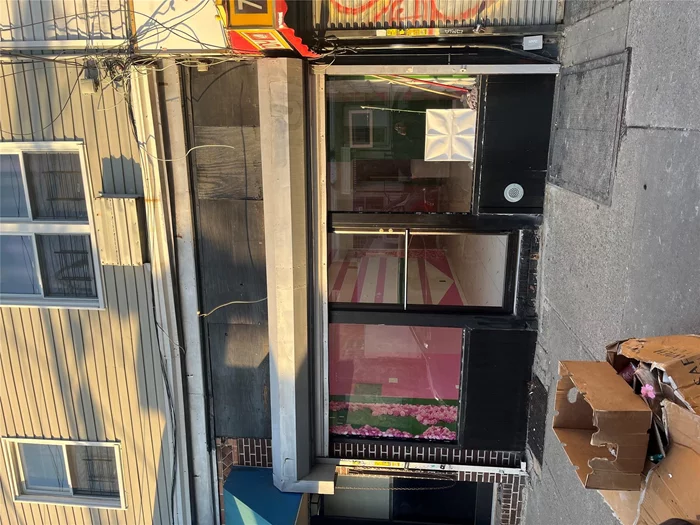 store front for rent in one of the most upcoming areas in New York city, lots of foot traffic,  excellent for hair salon with returning clients, or any other commercial use. near transportations, Low rent.