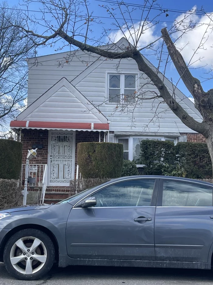 3 Bedroom house set up like a mother daughter.Basement is full and has an outside entrance