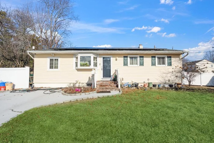 Welcome to this adorable 3 bed/1 bath Ranch, located on a quiet street, full basement with walkout, kitchen with gas cooking. Expansive living room, fenced in yard with a new solid PVC fence. Welcome home!