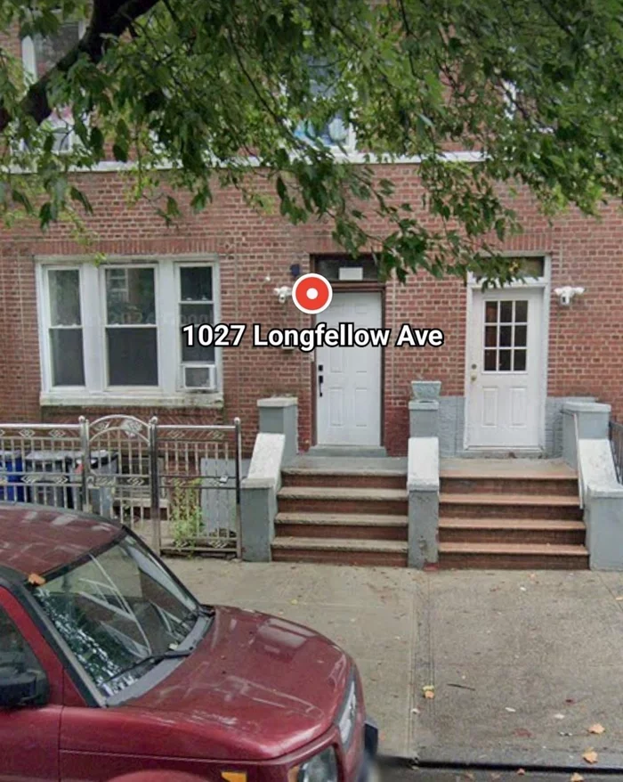 ?? For Rent: 2-Bedroom Basement Apartment â€“ 1027 Longfellow Ave, Bronx, NY ??? Spacious 2-Bedroom Apartment in the Bronx â€“ Available Now! ??? Location: 1027 Longfellow Ave, Bronx, NY?? Rent: $2, 600/month?? Bedrooms: 2?? Bathroom: 1?? Features:? Basement apartment? Spacious living area? Modern kitchen? Convenient location near transportation, shopping & dining? No laundry on-site