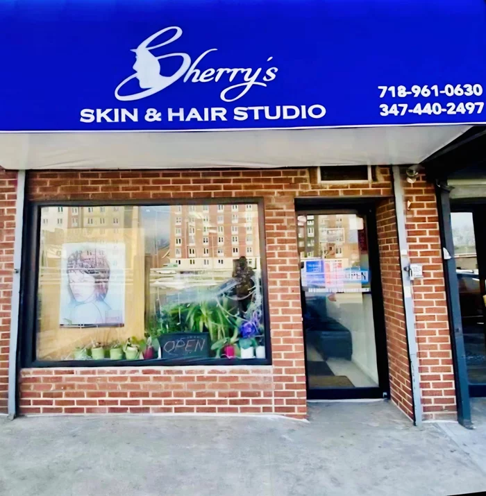 Location, location, location. An established skin and hair salon business for sale. Business has subleased nails service as well. Its located on a busy horrace harding expressway. Lease will be 5+5 years. Business has low expenses and huge potential to increase profits. Ready to be owned by new owner.