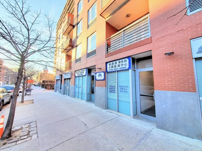 2200 Sqft Ground Floor Commercial Condominium With 2 Car Parking Garage Spaces. Prime Downtown Location On Parsons Blvd & Roosevelt Ave. The Space Set Up As Medical Office - Reception Area, 4 Exam Rooms, 2 Offices, 2 Bathrooms & Storage Rm. 2 Deeded Parking Spaces (P14 & P15) Included In Sale. The Premise Currently Occupied By Very Successful Physical Therapy Business Planning To Move For Expansion. The Unit Located On The Street Level. Heavy Foot Traffic.