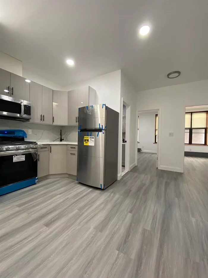 A newly renovated 2-bedroom apartment on the 2nd floor of a property in Bushwick. It is close to J/Z train, schools, playgrounds, stores, etc. Equipped with In-unit washer & dryer, split unit A/C. stainless steel appliances.