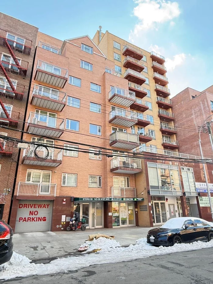 Spacious One Bedroom Condo In The Heart Of Flushing, Gorgeous Living Room, One Full Bathroom , Dryer And Washer In The Unit, 60 SF Balcony, Still Has 8 Years Of Tax Abatement, Elevator Building.