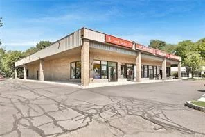 Awesome opportunity to lease 1400 sq ft of prime end corner retail space located off a highly trafficked road off route 59 plenty of parking front and back of shopping strip . Additional Information: Utilities Available: Lighting,