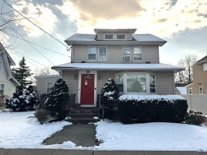 Well-Maintained & Cozy 1st Floor Apt on a Beautiful Street in the Village of Lynbrook! This Super Clean Apt Features a Large Eat-In-Kitchen, Bathroom w/ Stall Shower, 2 New Ductless Split Units for Central Air/Hot Air, Living Room, Cozy Bedroom, Plenty of Windows & Natural Sunlight, Freshly Painted Throut, Laminate Wood Flooring, 1 Car Parking in Driveway & a Private Entrance! Tenant pays Electric. Landlord pays Water & Landscaping. Cat ok. Close to Parks, Stores & LIRR.