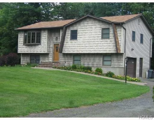 Great location. This four bedroom, two bath raised-ranch is on quiet dead end street close to all. There is plenty of room for everyone with full walkout basement and this home is just a few miles from Woodbury Commons Outlets and an easy commute to NYC, Westchester and New Jersey. Monroe Woodbury Schools. House is being freshly painted and seller wants it sold, bring offers.