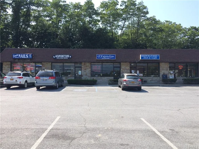 810 Square feet of prime retail space available at a busy lighted intersection in Central Valley. Over 13, 000 cars pass daily and it is located right across the street from Monroe Woodbury Central School District. NNN. Taxes at time of listing is $416.40/month, Insurance is $88.37/month, and Cam charges will TBD on a monthly basis.