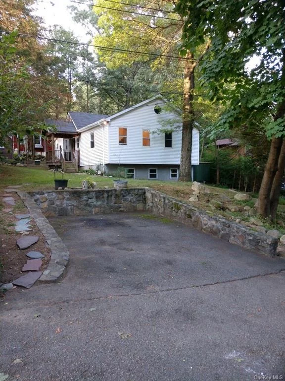 Seller says, SELL, this 2 Bedroom, 2 bath ranch ..Central vac, Eat-In Kitchen w/ pantry, concrete patio, front Porch. The unfinished basement has 8 ft high ceilings and is a walkout. The septic tank is 1, 500 gal- installed in 2015. Cortlandt Colony offers a seasonal clubhouse for those private events with a full kitchen and 2 restrooms, an in-ground pool and separate kid pool, playground, basketball and tennis courts. You will appreciate being so close to Supermarkets, Shops, major Highways and Metro-North( a 50 min ride to NYC.) come on buy for a look. Motivated Seller !!! Bring all offers!