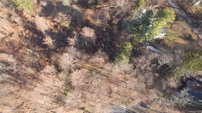 Opportunity to build and customize the home you&rsquo;ve always imagined! Just minutes to bustling downtown Tarrytown and its schools, shops and restaurants! Located on a minimally traveled and tranquil non-through street, with just a few neighbors nearby, 0 Oak Avenue is a beautiful & rarely available 1.5 acre building parcel. Sited in Tarrytown&rsquo;s R-30 (Single-Family Residential 30, 000 square-foot minimum lot size) Zone, this bucolic property with a spring-fed pond and the Aqueduct and Tarrytown Lake Trails nearby affords you the wonderful opportunity to build your dream home. All this just 45 minutes from Midtown! Subject to Planning and Architectural Board approval.