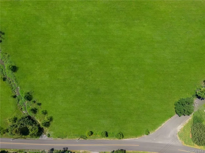 Otterkill on left, Old Chester Road in foreground, Duck Farm Road on right.