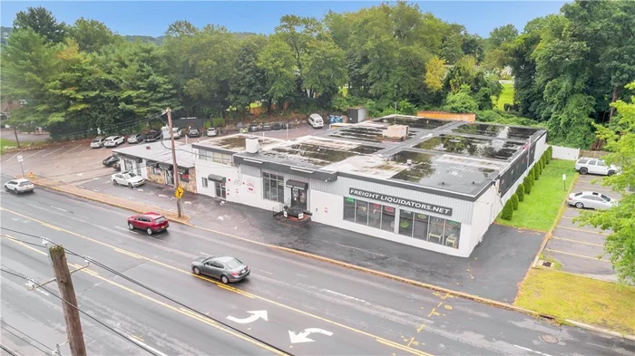 Amazing opportunity to run your business, whether it be retail, office, etc. Located directly on rte 6 in Cortlandt Manor, this location has great visibility, high traffic count, and plenty of parking. Each unit has been totally renovated, has 1st floor entry with no steps, and private bath. Must see to appreciate.