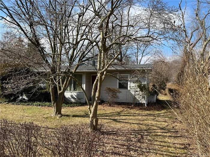 CALLING ALL INVESTORS/HANDYMEN!! Welcome to this conveniently located one level ranch in the heart of Greenburgh. Minutes away from the Metro North, Restaurants, and all major highways. Hardwood floors throughout, vaulted ceilings and an open concept layout make it an easy project to renovate. Schedule a private tour today!