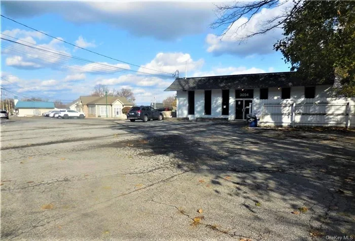 COMMERCIAL SPACE FOR LEASE OFFICE/RETAIL 3000&rsquo; - 6000&rsquo; SQ. FT.. TOWN OF NEW WINDSOR ON STATE ROUTE 9W W/EASY ACCESS...from all major traffic arteries surrounded by multiple medical offices/retail. 3000&rsquo; - 6000&rsquo; sq. ft. on one level & no steps. Space has 9&rsquo;-12&rsquo; high ceilings & already divided to multiple rooms w/ 2 separate hallways 5&rsquo; wide each. At least 5 separate W/C rooms, a kitchenette, reception & a room w/window & Hudson River views. Fully air conditioned w/multiple separate split units, 4 side access/doors & plenty of paved parking on the front & side of the building. Property has access from 2 roads. Landlord may allow a subdivision of the space for the qualified tenant w/long term lease. Direct high visibility from 2 roads and a signalized cross road 9W and Union Avenue & only 5 minutes from the Town of Cornwall and 10 minutes from West Point & St. Luke&rsquo;s Hospital makes this property ideal for successful medical use or any other use you would like to bring here.