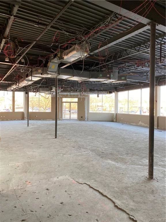 Incredible opportunity to rent retail space in the heart of Rockland County&rsquo;s Commercial District located on Route 59 in Nanuet, NY.  NYS DOT states that in 2019 over 850, 000 cars passed the site.  The space was previously a bank which contained a drive thru.  The property is in the CS (Community Shopping) Zone.   One can rent 3, 000 SF or 5, 800 SF.  70% for property tax $4, 528.42 per month 70% insurance $338.29 per month  70% CAM per $940.58
