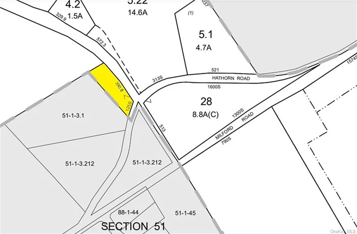 1 Acre non restricted lot