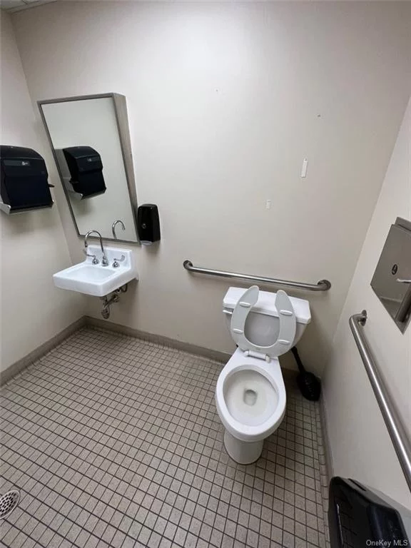 1 of 3 bathrooms