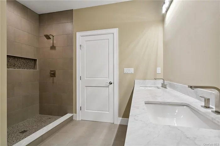 Full Bath w/ Double Sink Vanity & Large Shower (Soaking Tub Option)
