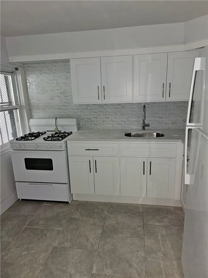 1st fl kitchen