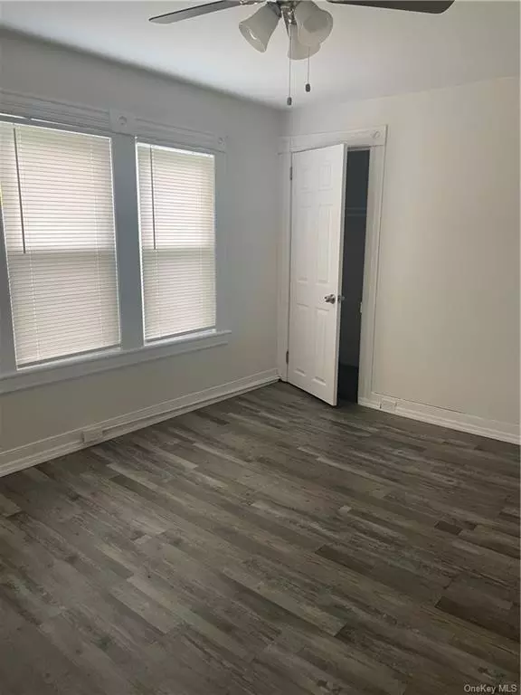 Large house with new vinyl/wood look floors. Beautiful inside, neutral colors extra room on first floor huge eat in kitchen with a large porch in close to all including woodbury commons. ABout 45 min commute to NYC. Near commuter parking rail and bus close to Highway. House is beautiful. Tenant pays all UTILITTES. Sec 8 welcomed. 3 months needed to move in, one for rent one for security one for broker fee, Small Application fee to process credit report. Credit has to be decent not perfect, SET UP SHOWING TODAY!