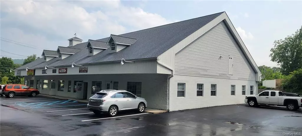 Price improved! Now $16/square foot, Modified Gross. 1, 800 Sqft retail/office space available for lease in this Stewart&rsquo;s Shop plaza. End unit. Located in the heart of Wurtsboro/village business area with lots of traffic and visibility. The space is a former dentist office and ready for your own finishes. Plenty of parking on site. Excellent opportunity in the Village of Wurtsboro. Some restrictions apply.