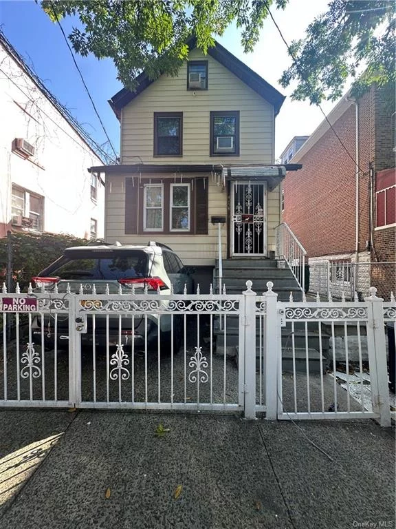 Come take a look at this nicely maintained, cozy single-family home in the Wakefield section of the Bronx. This home offers 2 bedrooms that sit under a spacious finished attic, over a nice sized livingroom, dinningroom, and kitchen on the first floor. This home also offers a nicely finished, walk-out basement that provides additional space with unlimited potential. This beautiful tree lined street gives you a nice suburban feel without leaving the city. This home is located near transportation and minutes away from major highways, providing convenience in getting where you need to go!