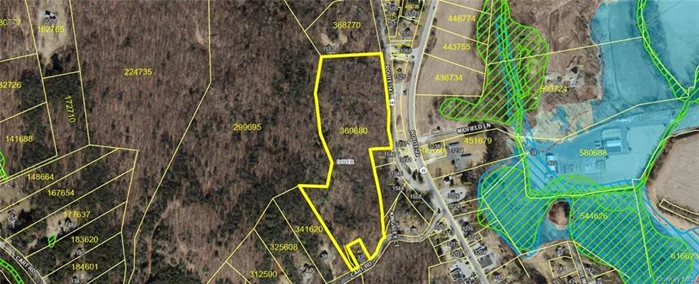 Nice wooded property with frontage on Cart Rd and 343. Ideal for camp or your hunting cabin. Beautiful view of the town. Priced to sell. 40+ acres also for sale, next to it.