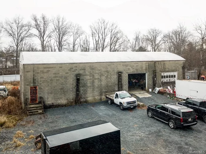 Industrial Zone in the City of Middletown on 1.2 acres in total industrial area. 3600 clear span warehouse building with poured concrete block walls, concrete floors and newer roof. 45-4-17 is .55 acres and 45-4-18.1 is .65 acres. Level parking lot for around 60 vehicles. See brochure in docs