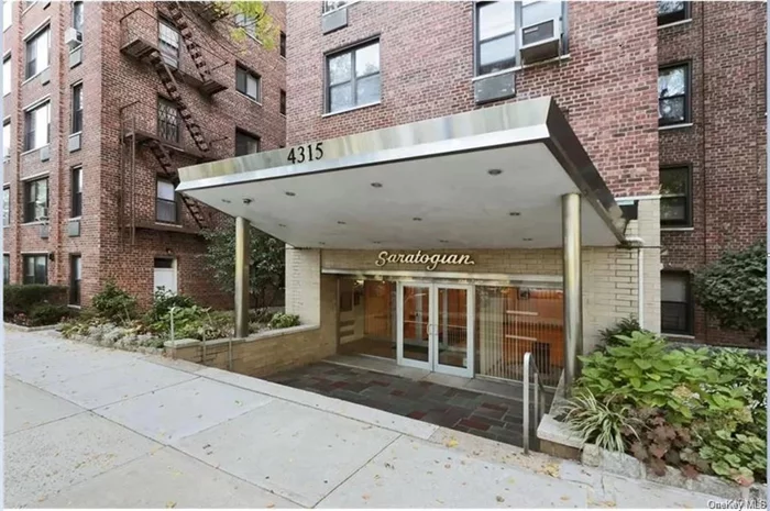 Commuters Delight!! Spacious 2 bedroom co-op. Lovely hardwood floors through out. Eat in kitchen, large living room with his and hers closet in Master Bedroom. Low Maintenance. Upgraded electrical. Nicely decorated. Waitlist for assigned parking. If there is availability a bike rack can be assigned for $75.00 yearly. Onsite superintendent. Woodlawn has a strong sense of community, with various cultural events and activities organized by local organizations. The neighborhood has a mix of residential and commercial areas, with local shops, restaurants, and schools nearby. Close to Metro North, 2&5 train, Empire Casino, Cross County Mall and all major highways. Move In Condition!!! Hurry!!! It will NOT LAST!!!!