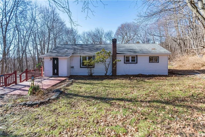 Cozy ranch in Glenford, waiting for its new owners and some TLC.Bring your imagination and the possibilities are endless.This home has it all for a great price! Low tax Hurley is an amazing perk, as well as the unlimited rental potential in this location. Unbelievable investment opportunity!