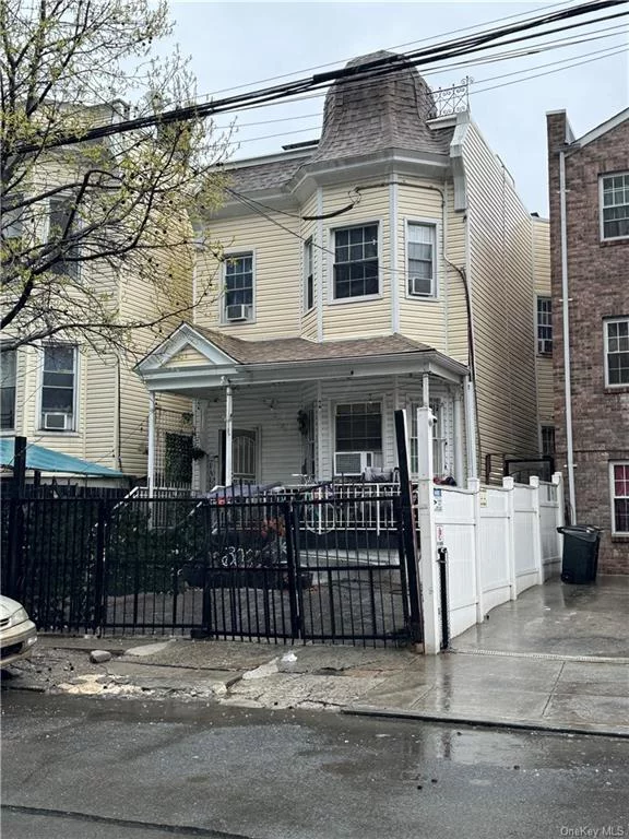 Single Family 3 bedroom house for sale in Fordham section with R7-1 zoning. There is lots of new construction in this neighborhood undergoing lots of revitalization. Get in early while you can.