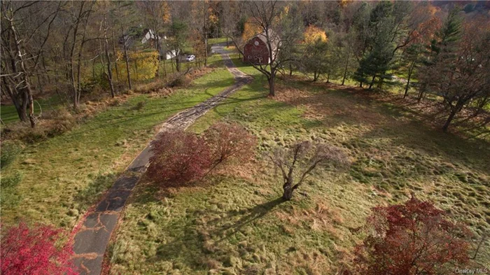 Gorgeous, private, level, 1.12 acre building lot across from a private golf course. Located in the award winning Briarcliff Manor school district, close to town, Metro North, shopping, the areas top rated golf courses and the Hudson River. Offering a rare opportunity: This is a 3 lot sub-division is available as a single lot purchase, multiple lots or a to be built house fully customized house built by one of Westchester&rsquo;s premier builders.