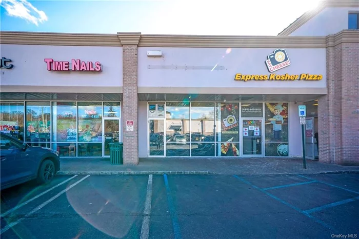AVAILABLE IMMEDIATELY 1, 400 SF. STOREFRONT IN TOP LOCATION. THIS IS A ACTIVE SHOPPING CENTER WITH MAJOR TENANTS SUCH AS PLANET FITNESS SPORTS MEDICINE, PIZZA PARLOR, CHILDRENS CLOTHING, A BANK, AND A POPULAR ALTERATION ESTABLISHMENT. IT IS SITUATED ON BUSY ROUTE 59 WITH HEAVY TRAFFIC AND GREAT VISIBILITY. JOIN THESE BUSY ESTABLISHMENTS TO BRING OUT THE BEST IN YOUR BUSINESS.