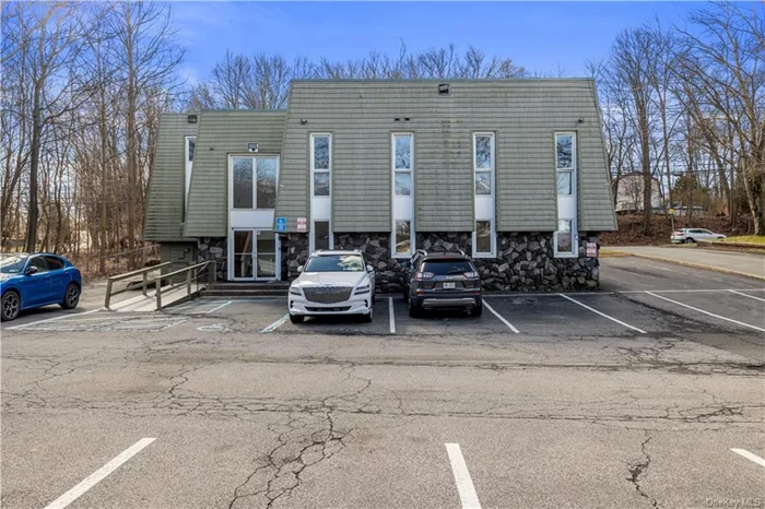 You have the opportunity to secure a lease for an office space in this impeccably maintained professional environment within a sought-after area of Airmont, conveniently situated near the highway. This two-story suite spans 1, 250 square feet and comprises seven rooms, two kitchenettes, and two private bathrooms.